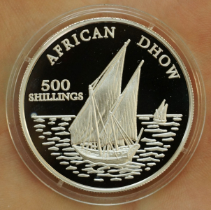 500 шиллингов 2001 года. Танзания. Парусное судно.
